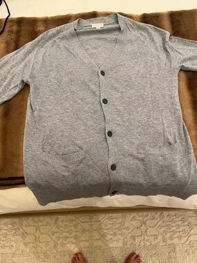 Club Monaco Light Gray V-Neck Button Cardigan